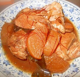 ぶりカマと大根の韓国風煮物